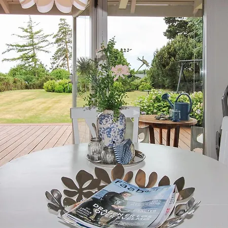 Hébergement de vacances Bisera - 150m From The Sea By Interhome