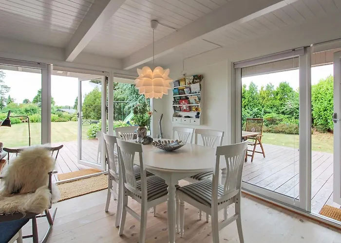 Bisera - 150m From The Sea By Interhome *